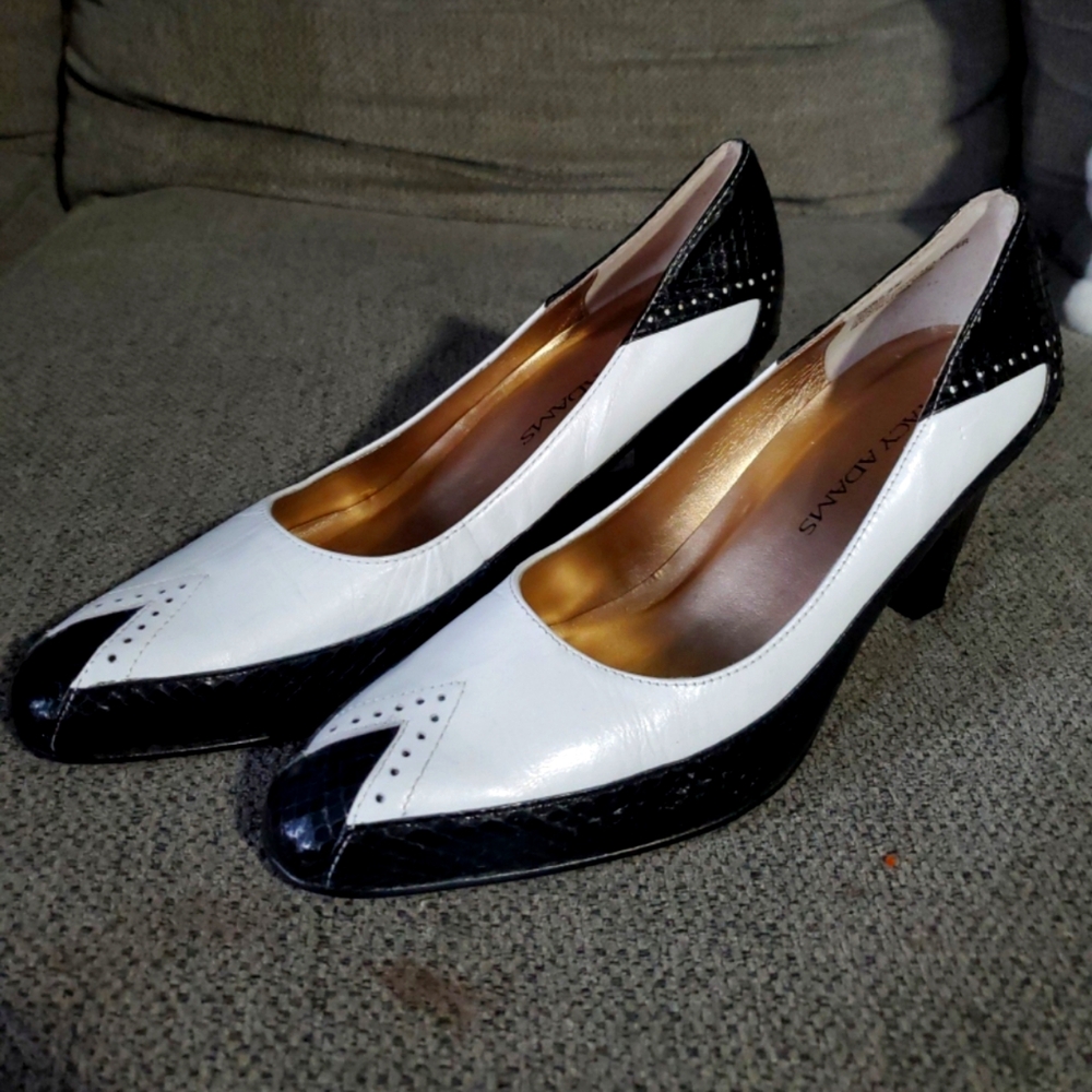 stacy adams shoes size 8 NWOT